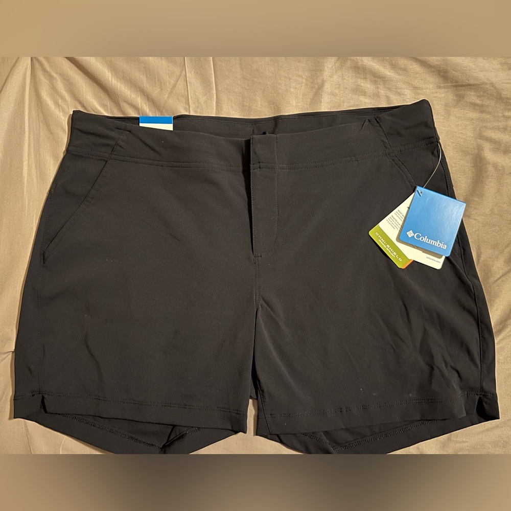 NWT Columbia Climber Canyon 5” Shorts, Black